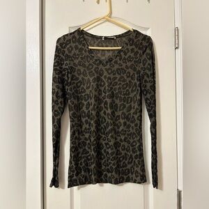 Bke Cheetah long sleeve